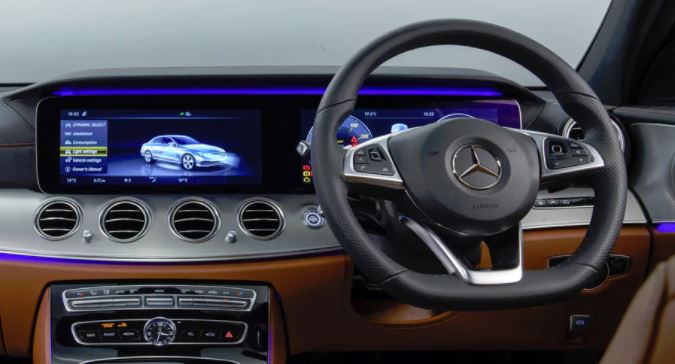 Mercedes W213 E-Class NTG 5.5 Multimedia Video interface with Digital TV/DAB Control
